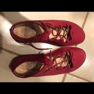 Loints of Holland red lace-up shoes